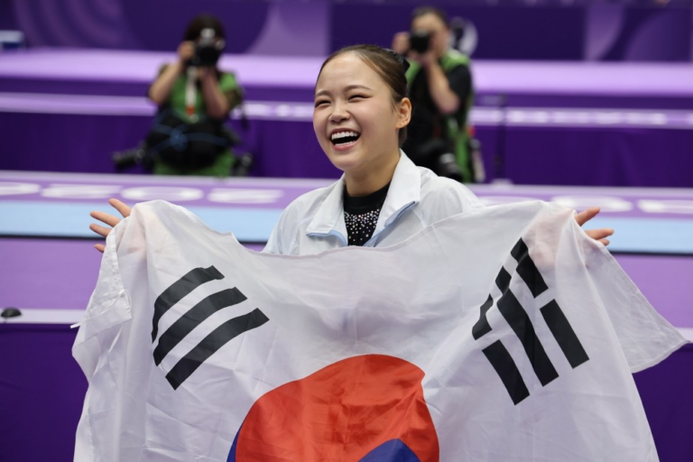 여서정, 기계체조 여자 도마 금메달…8년 만에 정상 1 image 42